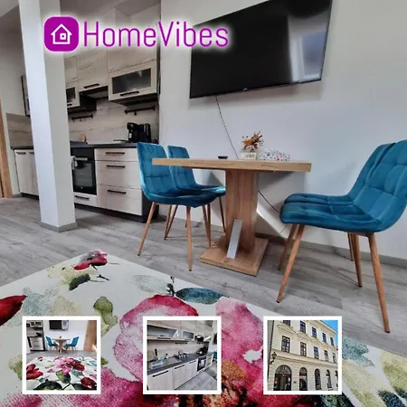 Moderni Podkrovni 2kk U Namesti S Klimatizaci Apartment