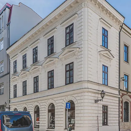 アパート Moderni Podkrovni 2kk U Namesti S Klimatizaci *